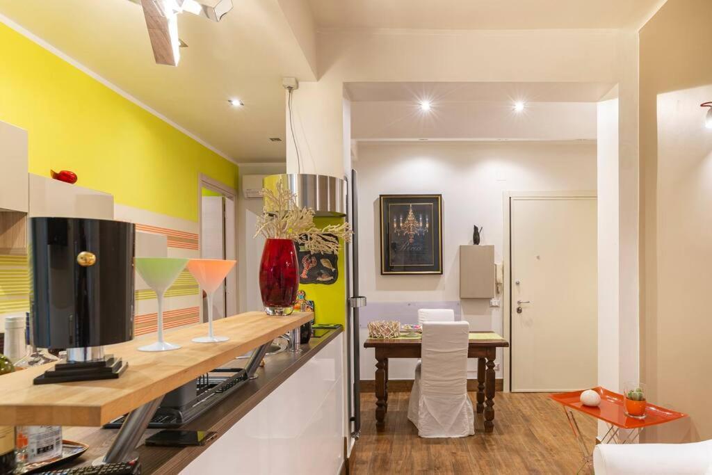 Lily'S - Near Harbor And Downtown With Terrace - Italy Flat Vacation Apartman Genova Kültér fotó