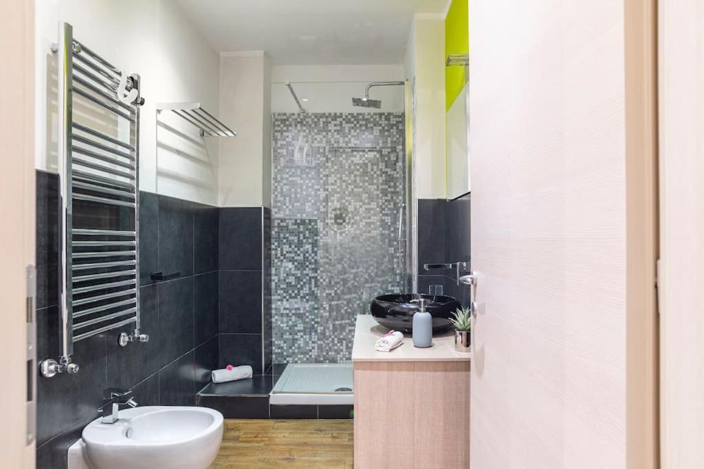 Lily'S - Near Harbor And Downtown With Terrace - Italy Flat Vacation Apartman Genova Kültér fotó