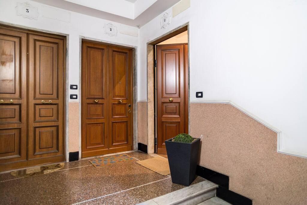 Lily'S - Near Harbor And Downtown With Terrace - Italy Flat Vacation Apartman Genova Kültér fotó