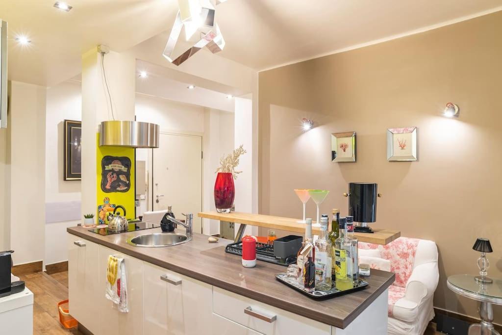 Lily'S - Near Harbor And Downtown With Terrace - Italy Flat Vacation Apartman Genova Kültér fotó